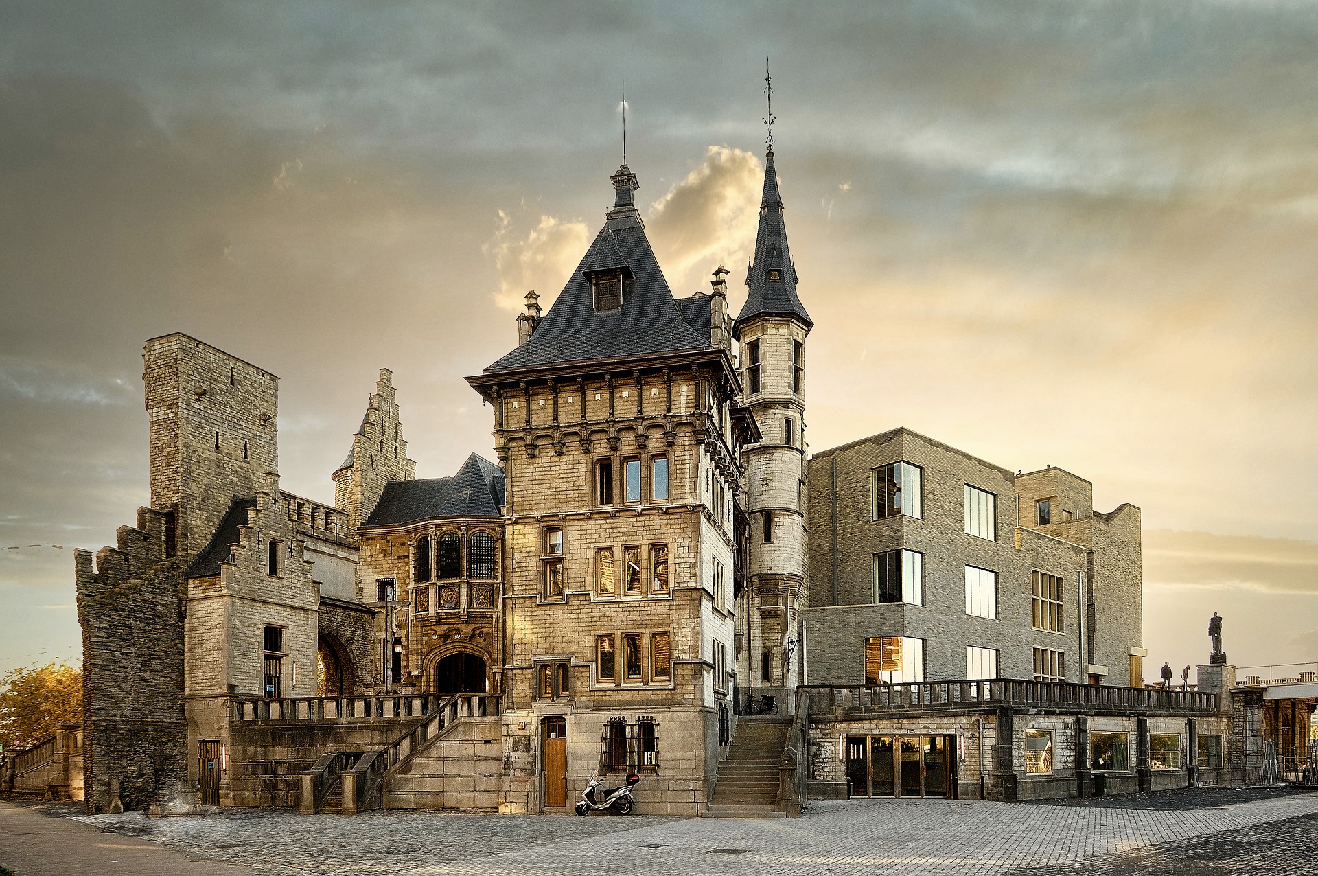Sample Tour: 5 days in Belgium