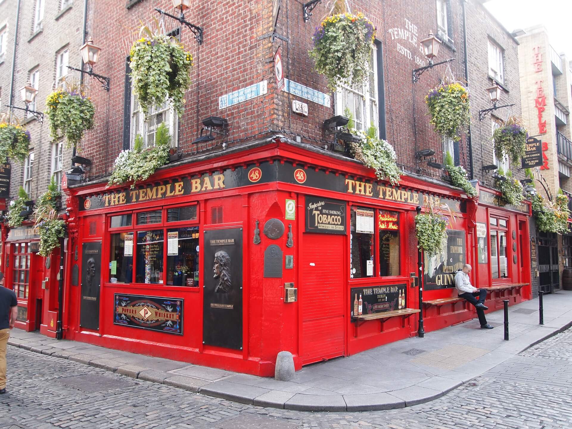banner images